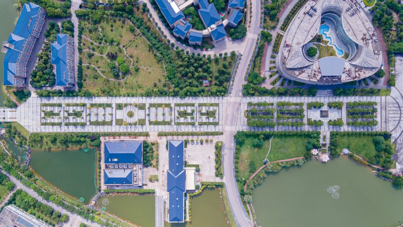 深圳插件来料加工：揭秘其价格构成与选择要点